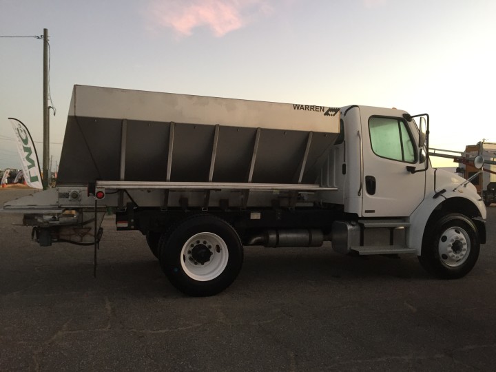 chicken litter spreader trucks Archives Warren Truck and Trailer, Inc.